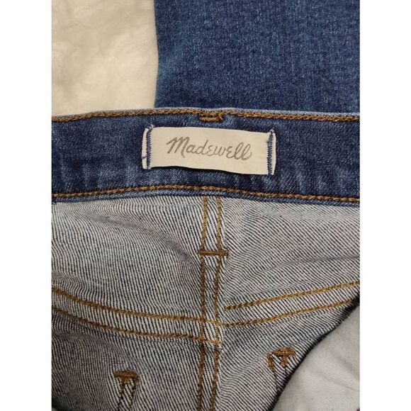 9"  Mid-Rise Skinny Madewell Jeans - Picture 5 of 6